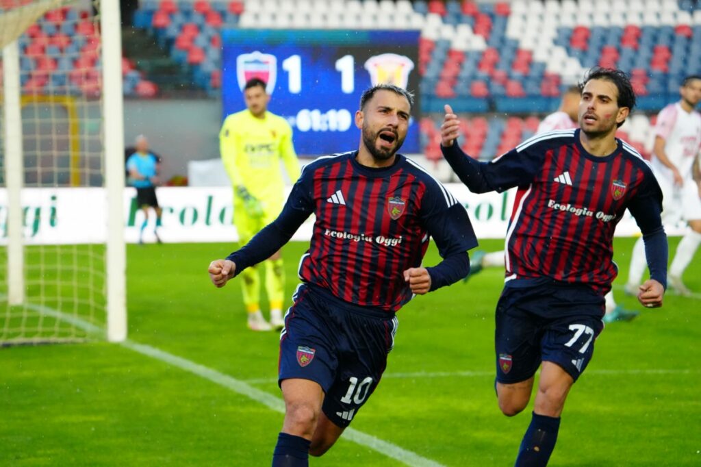 Garritano festeggia con Langella