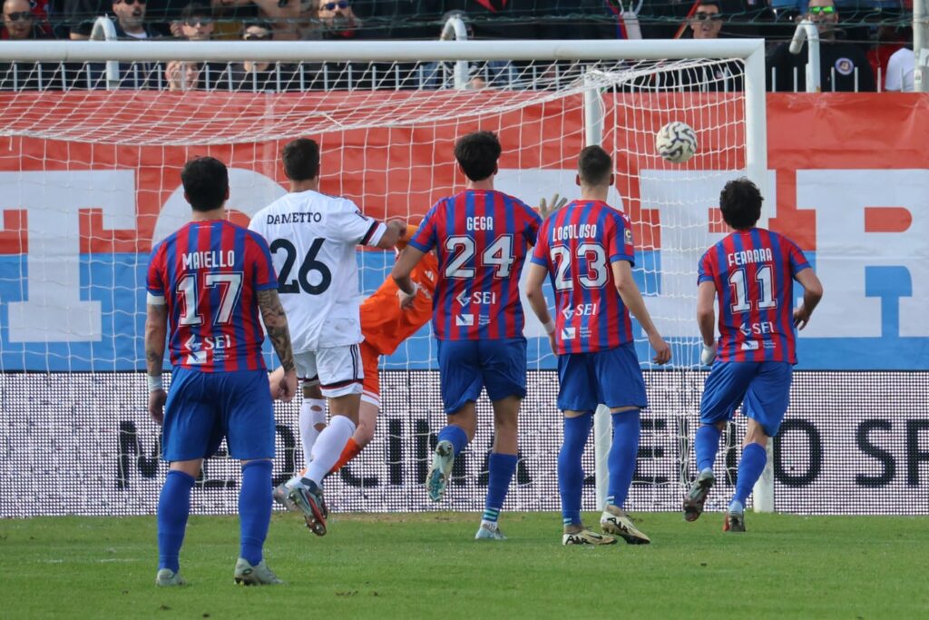 Chiricò punizione 1-0