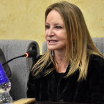 Sala Consiliare
Spezzano Albanese 12 novembre 2023
Cerimonia inaugurazione
Cosenza club Gianni Di Marzio
In foto: Tucci Di Marzio