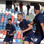 Foto Andrea Rosito 13 Aprile 2024 Cosenza, Italia - sport, calcio - Cosenza vs Palermo - Campionato di calcio Serie BKT 2023/2024 - Stadio-San Vito-Gigi Marulla - Nella foto: Festa Gol Tutino