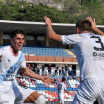 Foto Andrea Rosito 13 Aprile 2024 Cosenza, Italia - sport, calcio - Cosenza vs Palermo - Campionato di calcio Serie BKT 2023/2024 - Stadio-San Vito-Gigi Marulla - Nella foto: Festa gol Buttaro