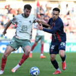 COSENZA, ITALY - FEBRUARY 23: Jérémy Le Douaron and Andrea Rizzo Pinna during SERIE BKT 2024/25 match between Cosenza Calcio and Palermo FC at Gigi Marulla Stadium on February 23, 2025 in Cosenza, Italy