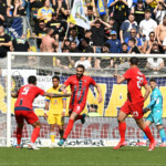 Gabriele Artistico celebrate during the Italian Serie B match between Frosinone and Cosenza at Benito Stirpe Stadium on April, 5 2025 in Frosinone, Italy